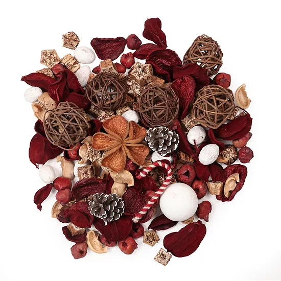 Sonoma Goods For Life® Winter Berry & Spruce Potpourri 4 Sonoma Goods For Life® Winter Berry & Spruce Potpourri - Image 2